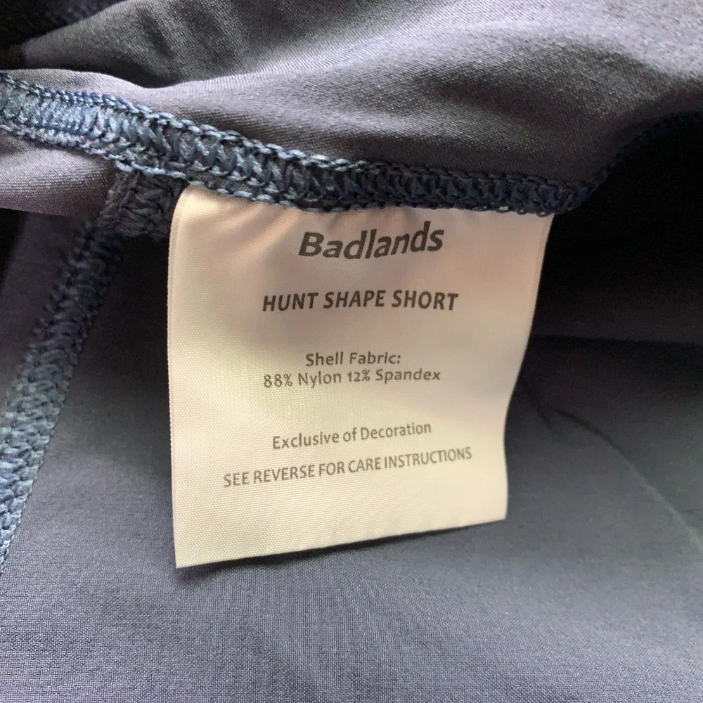 Badlands Hunt Shape Short Mens Medium Navy Blue Athletic Training Hiking Stretch
